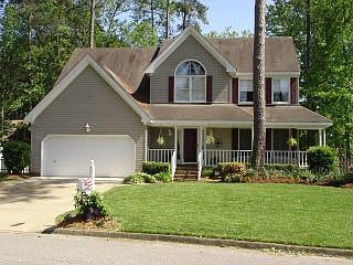 Beautful Home in Established Neighborhood