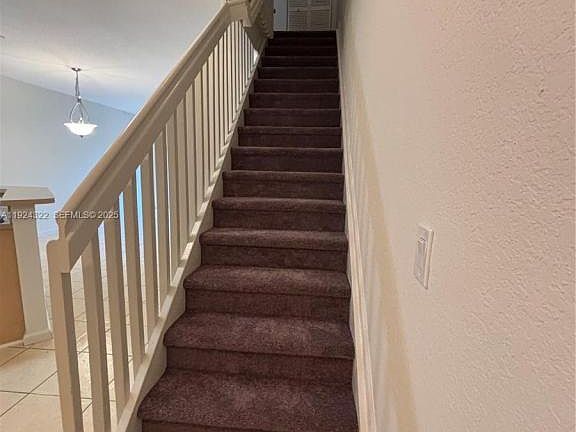 3rd image of 6533 Catalina Ln