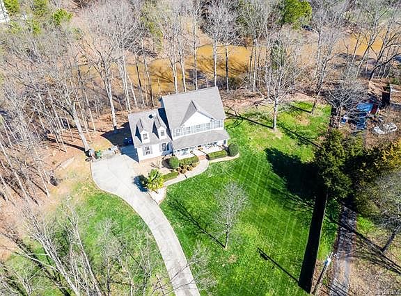 4th image of 133 Hightower Ct