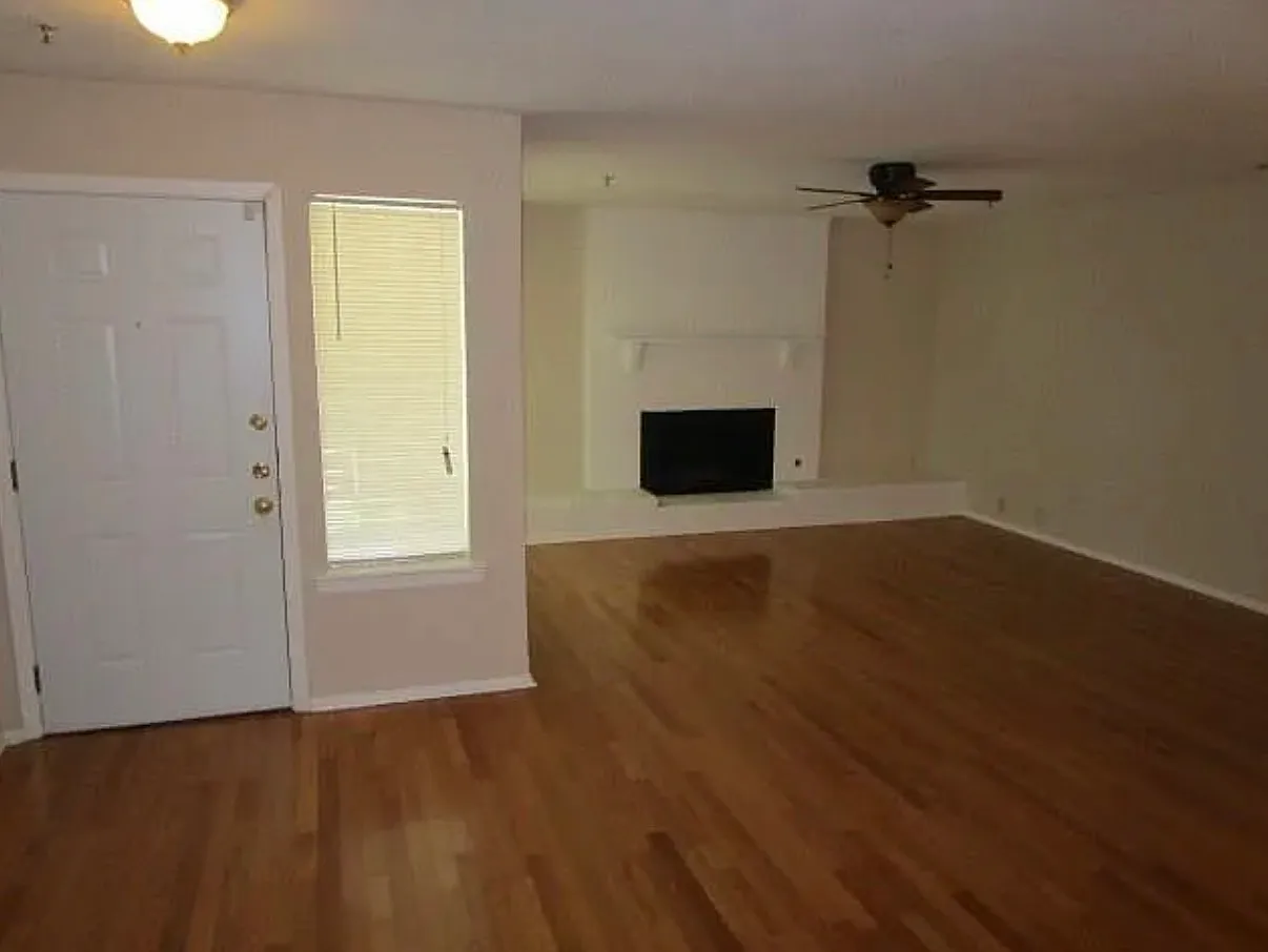 3 bed, 1508 sqft, $1,875 — Photo 2