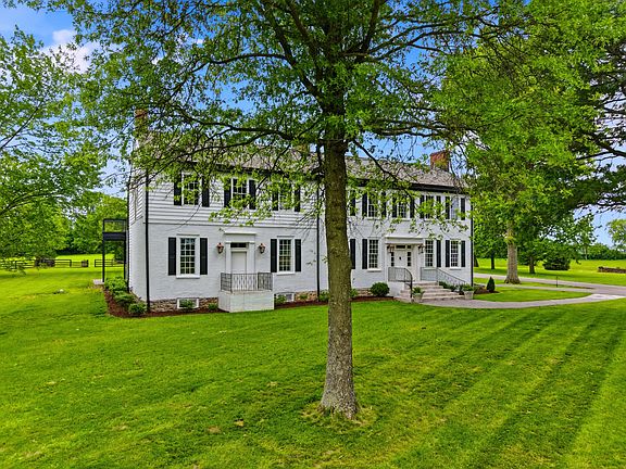 3rd image of 1975 Georgetown Rd