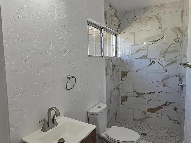 363 Ontiveros St — Photo 10