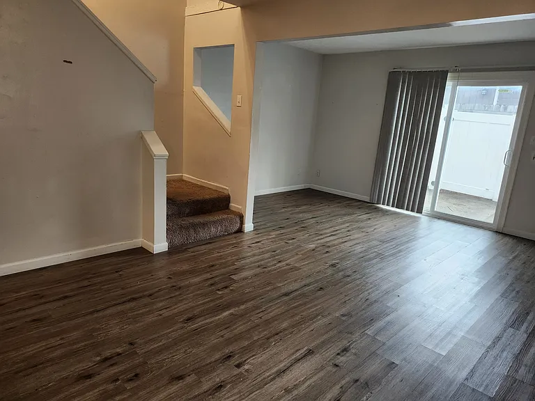 2605 Redwood St #C — Photo 4