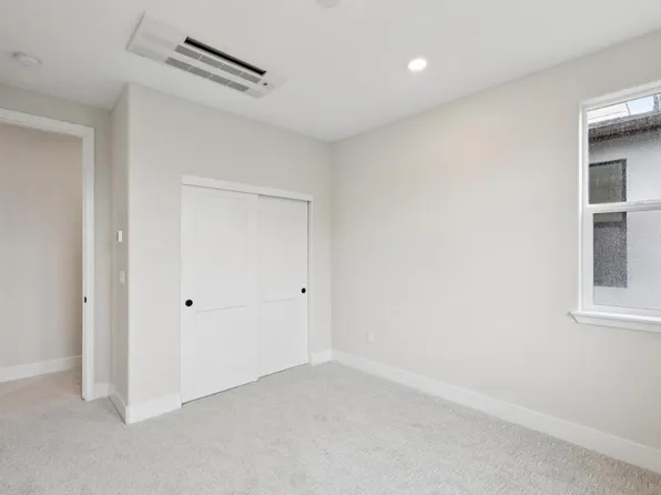 2322 Red Oak Ct, San Mateo, CA 94403
