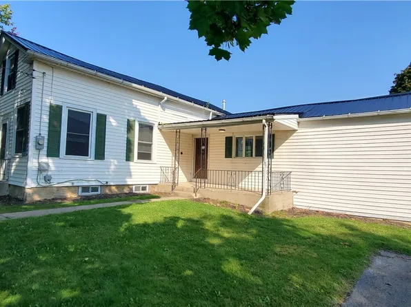 2657 York Rd W, York, NY 14592