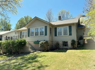 210 S Spring St, Harrison, AR 72601