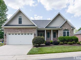117 Peppertree Dr, Mebane, NC 27302