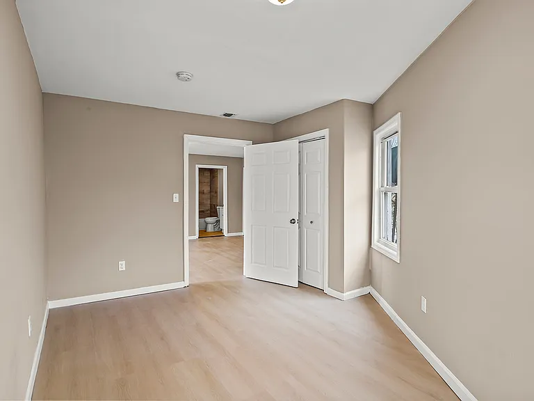 113 E Main St #2 — Photo 17