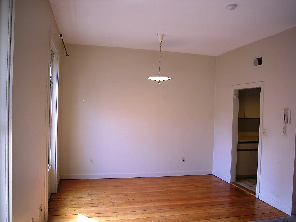 Building Photo - 181 Beacon St #3