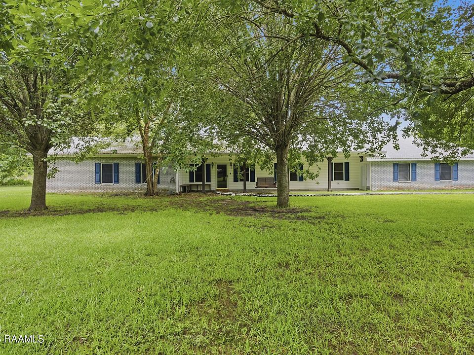 1st image of 518 Old School Rd
