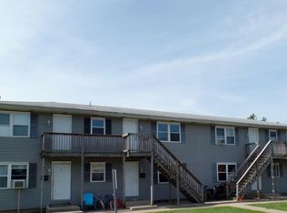 2704 Pine St, Pekin, IL 61554