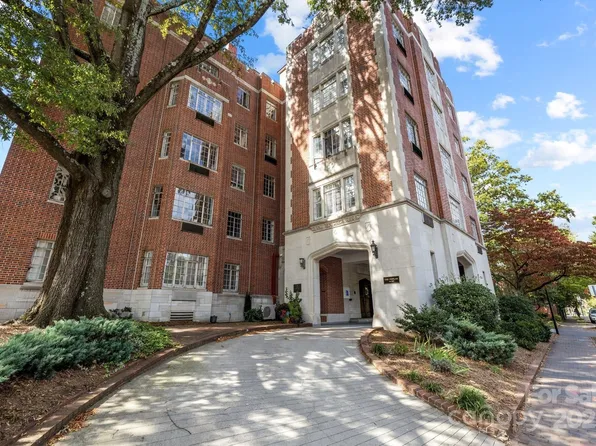 301 W 10th St APT 205, Charlotte, NC 28202