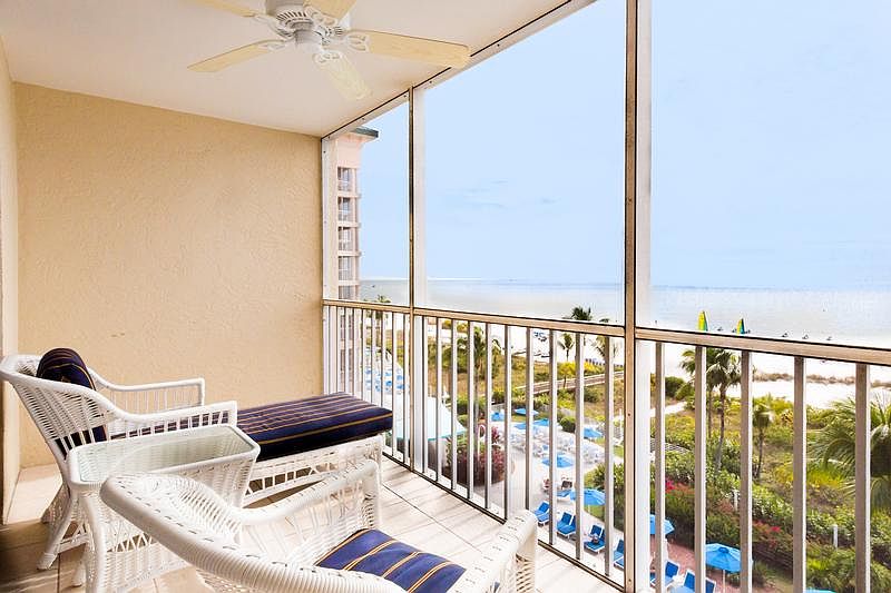 1st image of 140 Estero Blvd #2507