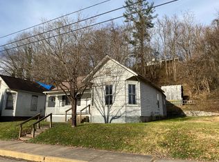 321 N River Ave, Weston, WV 26452