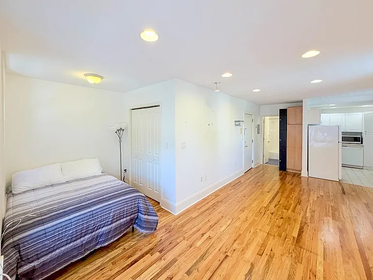 197 Newark Ave #1 — Photo 12