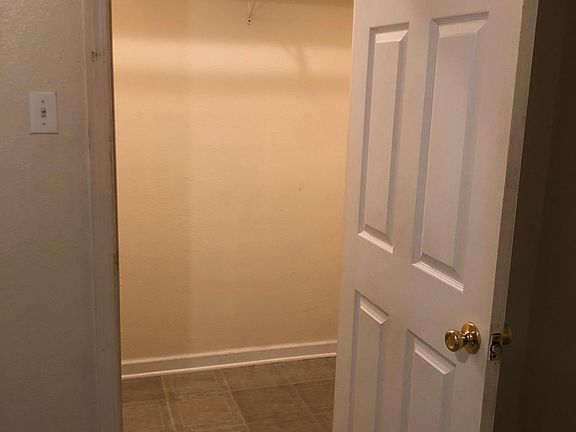 4th image of 1226 4th Ave