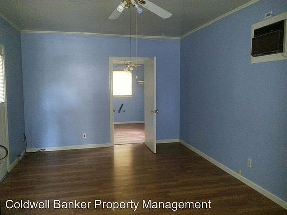 3rd image of 1745 Garden Ave