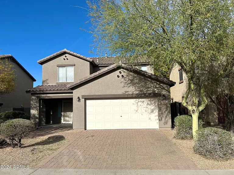 2414 W Hunter Ct — Photo 1