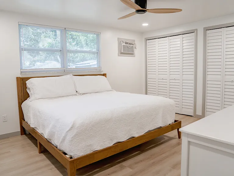 2270 Terrace Dr N — Photo 9