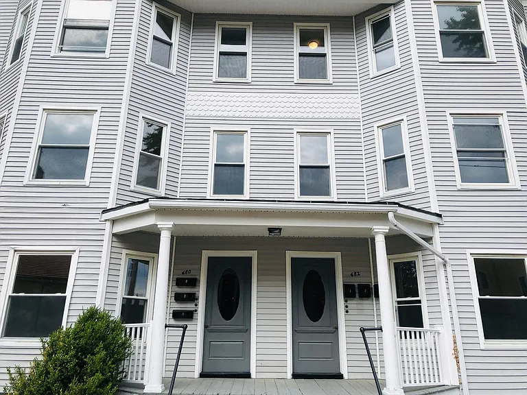 680 Harvard St #2 — Photo 23