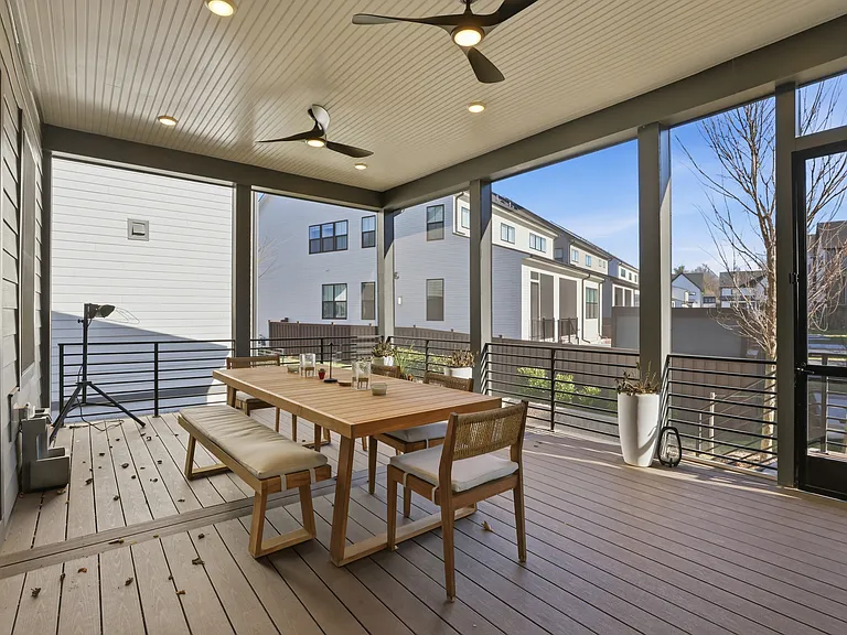 9725 Lantana Way — Photo 17