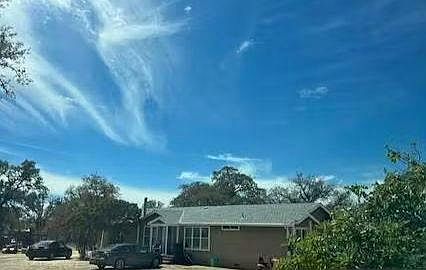 1st image of 11486 Hutto Rd