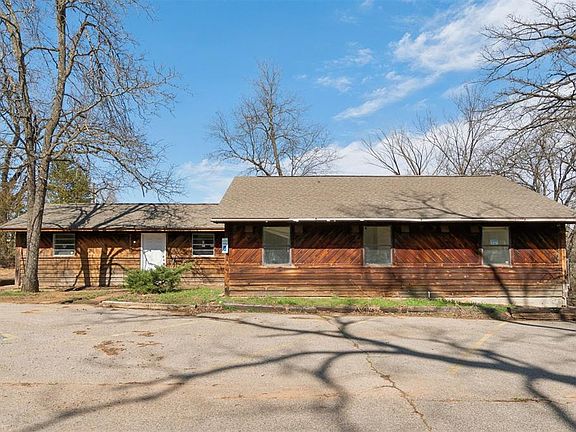 2nd image of 5000 S Hiwassee Rd