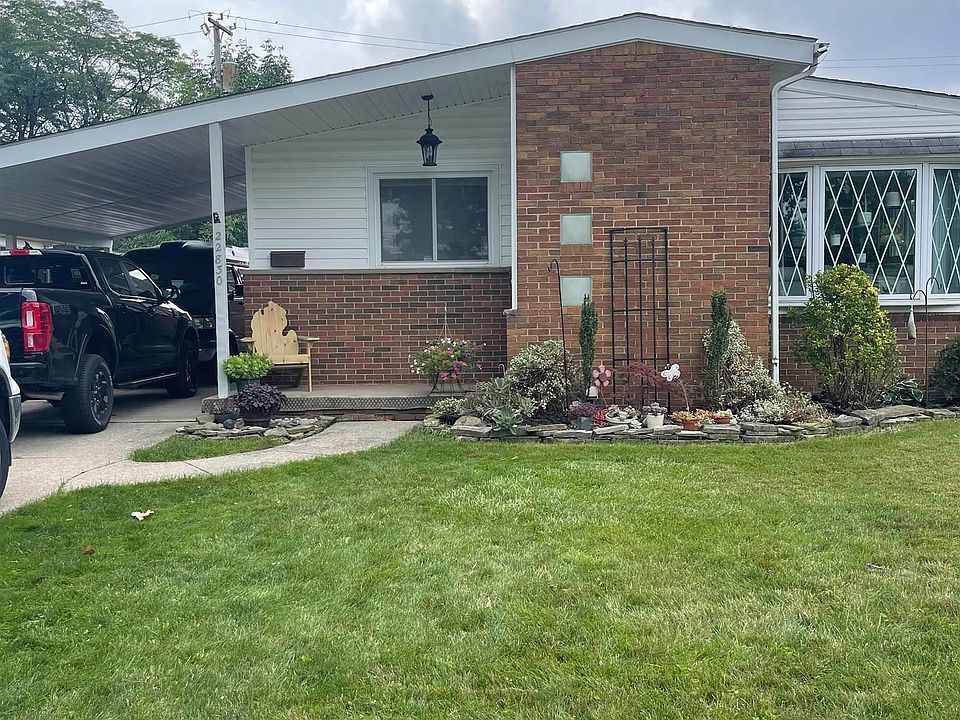 1st image of 22830 Avalon St