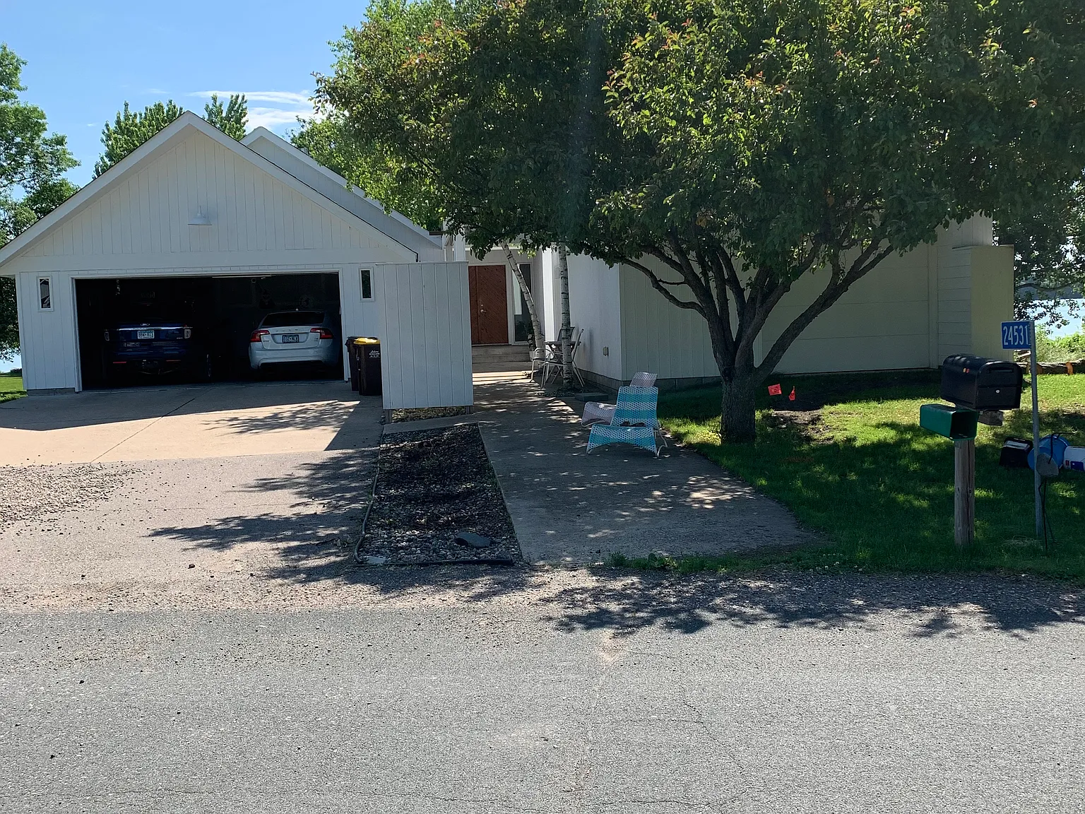 4 bed, 2.5 bath, 1562 sqft, $3,500 — Photo 1
