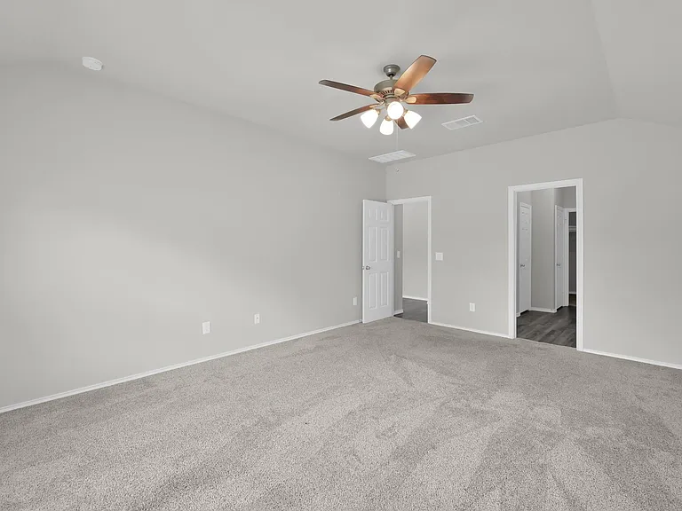 8011 Dauntless Dr — Photo 20
