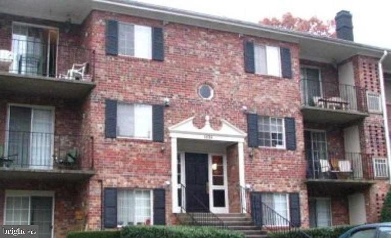 1st image of 1531 Colonial Dr APT T1