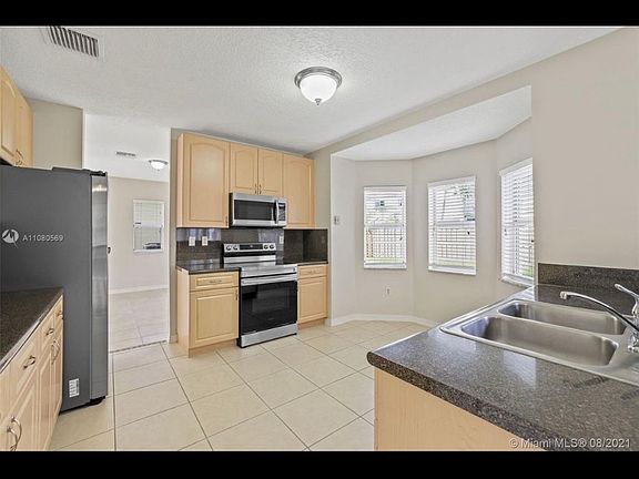 5th image of 20856 SW 89th Pl