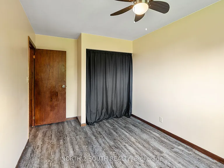 1360 Goyeau St — Photo 14