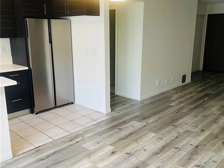 518 Oak St #7 — Photo 5