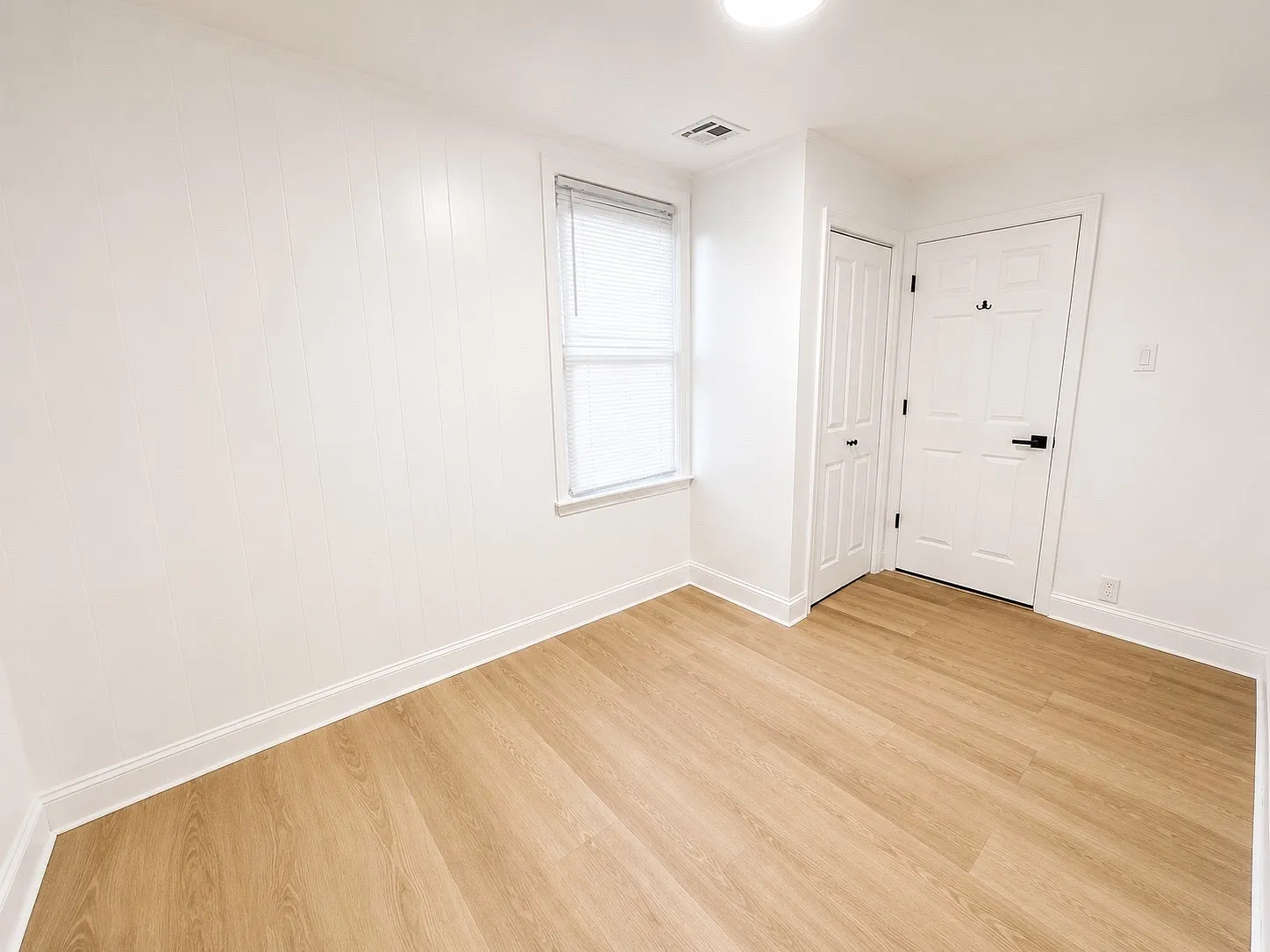 4 bed, $2,600 — Photo 3