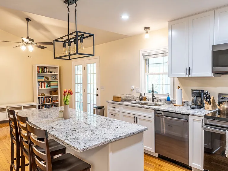 604 Wilder Dr — Photo 14