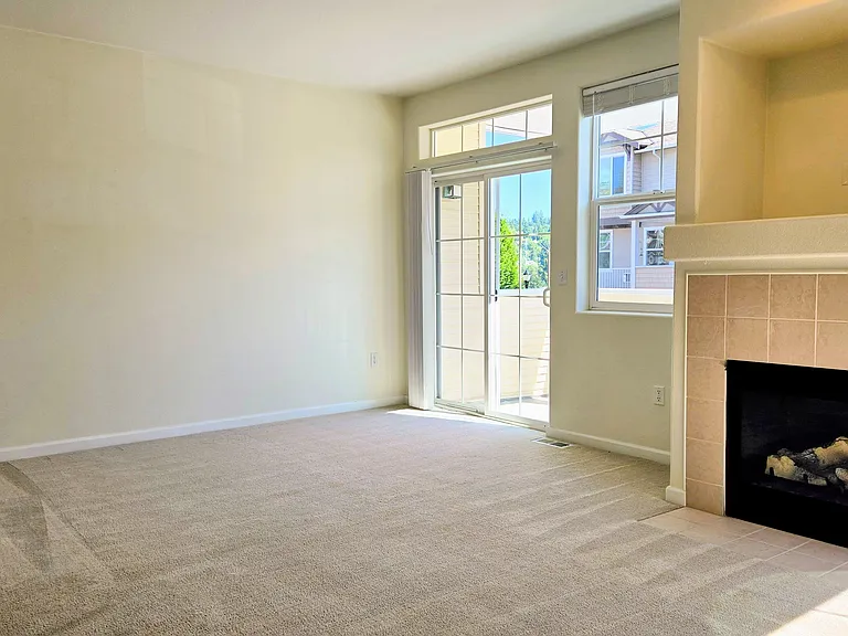 Cozy large living room.