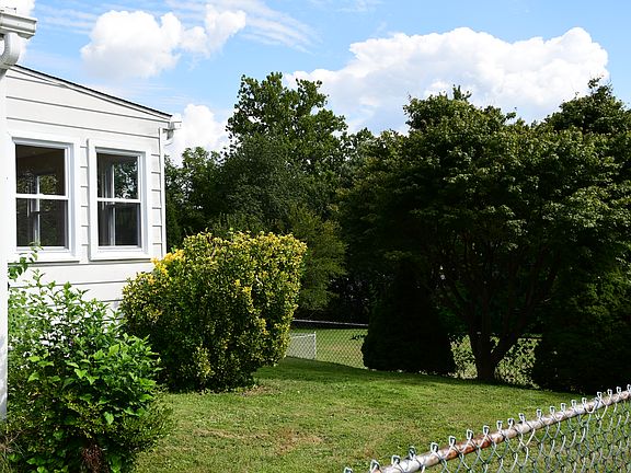 Side yard