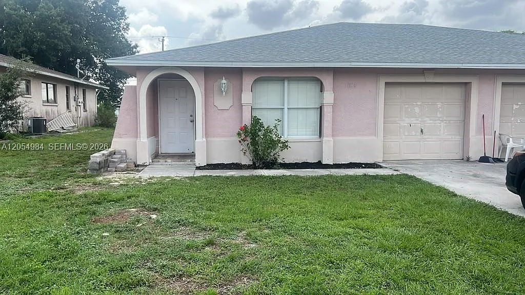 3 bed, 2.0 bath, $1,600 — Photo 1