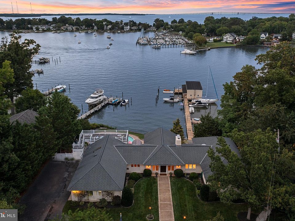 1st image of 168 W Lake Dr