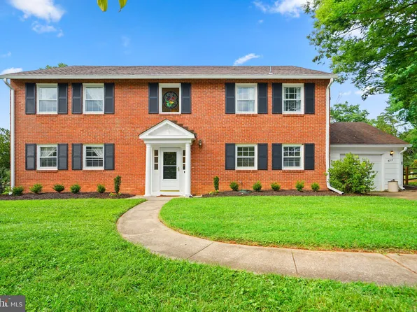 3717 King William Dr, Olney, MD 20832