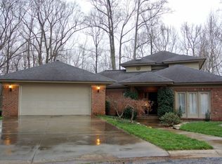 214 Windstone Ct, Greenville, SC 29615