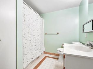 105 Valley Greene Cir #105, Reading, PA 19610