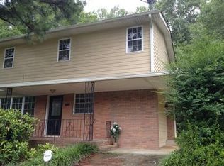 6166 Dodgen Rd SW, Mableton, GA 30126