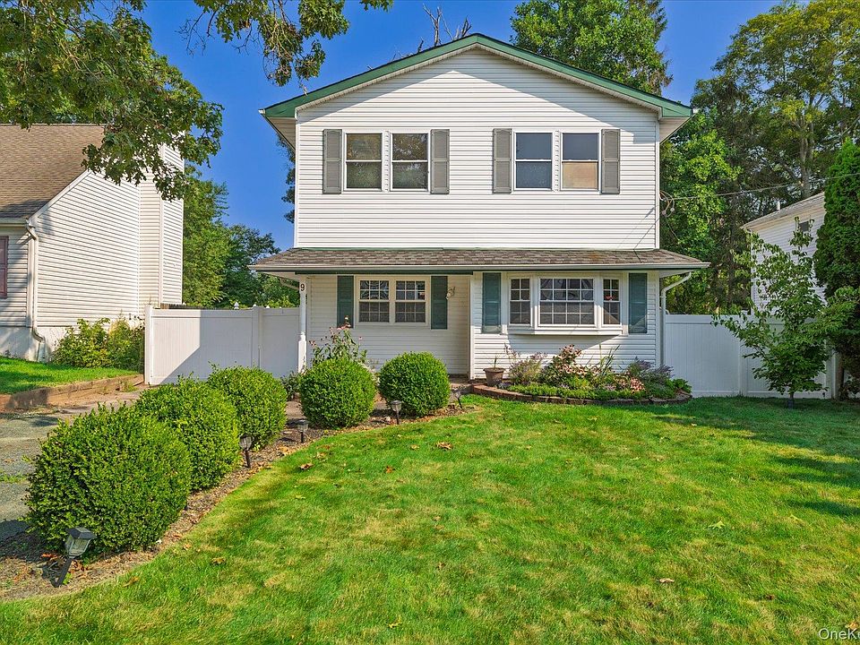 1st image of 9 Robinson Drive