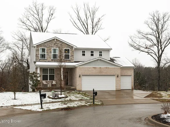 16800 Green Crest Ln, Louisville, KY 40245