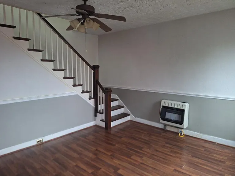224 W 3rd St #224 — Photo 2