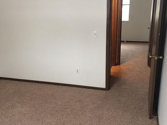 5th image of 552 136th Ave APT 2