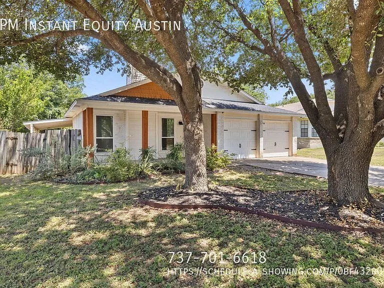 11832 Tobler Trl — Photo 1