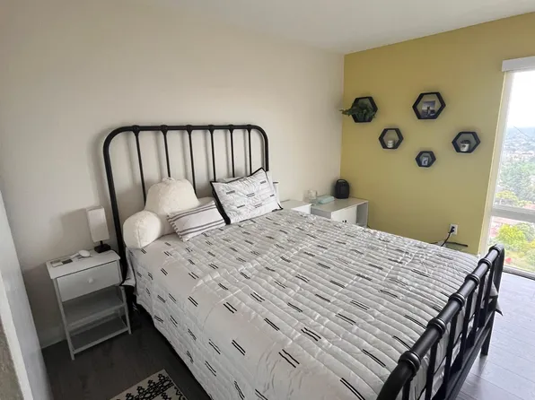 (undisclosed Address), San Diego, CA 92120